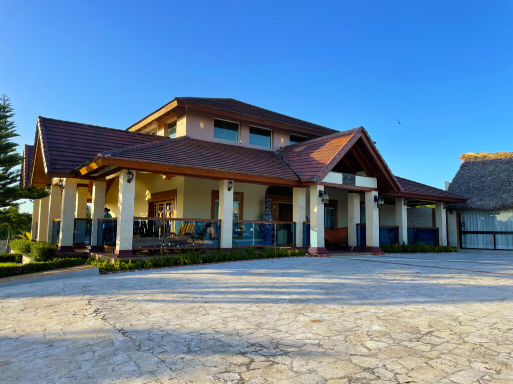 Exterior de Villa Anacaona